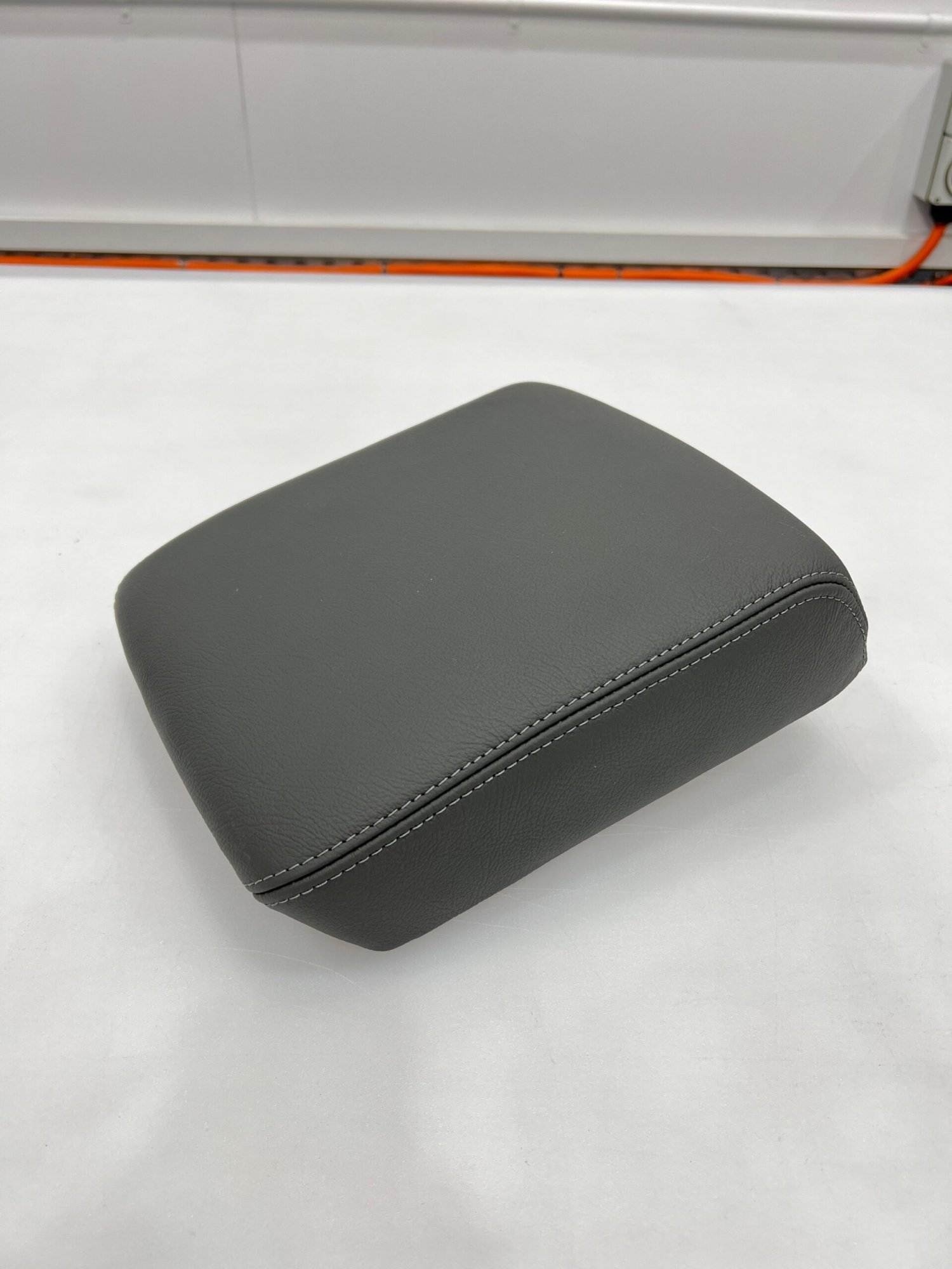 Replacement Volkswagen Amarok Centre Console Lid Arm Rest